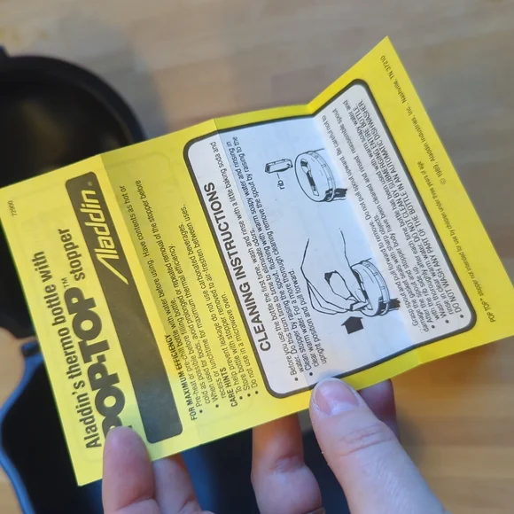 Vintage Mickey Mouse Lunchbox and Tumbler Thermos Set - Picture 11 of 12